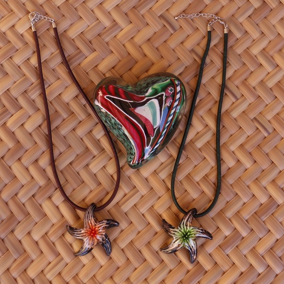 Lampwork artistic glass pendant and necklace - Picture 4 of 6